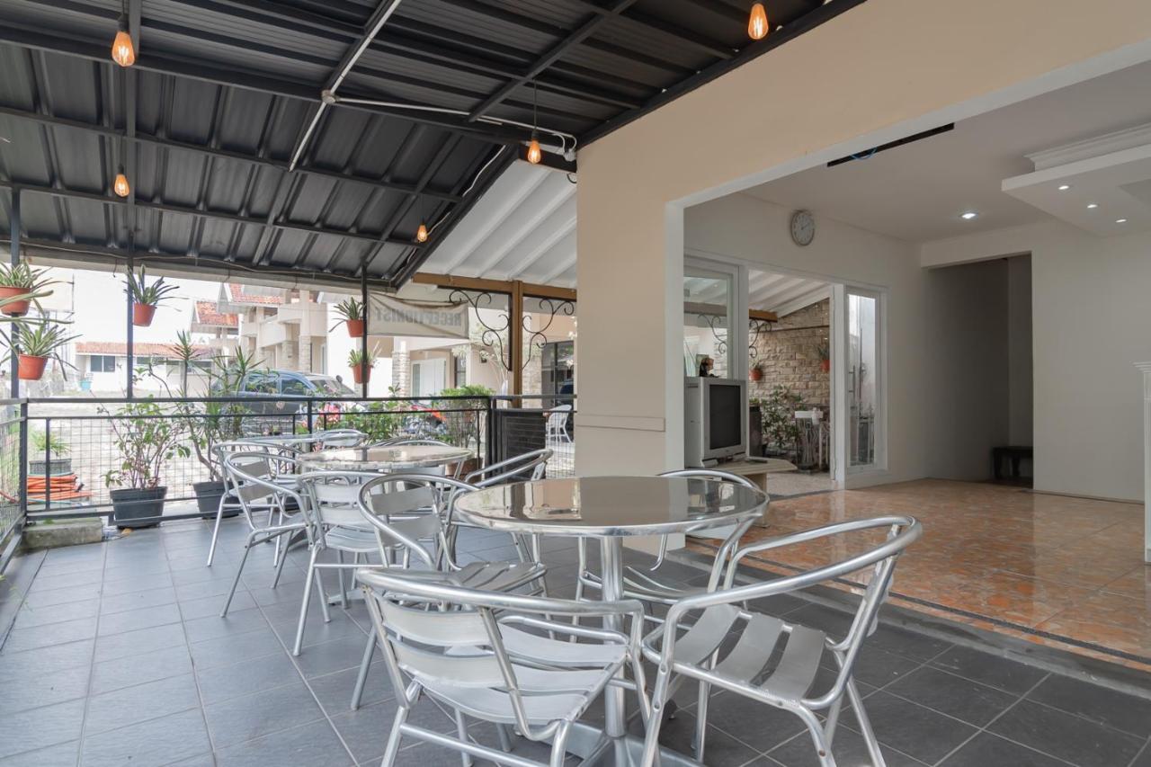Rossan Villa Hotel Near Kampus Upi Setiabudhi Bandung Zewnętrze zdjęcie